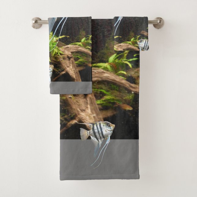 Ensemble de serviettes de bains de poisson à rayur (En situation)