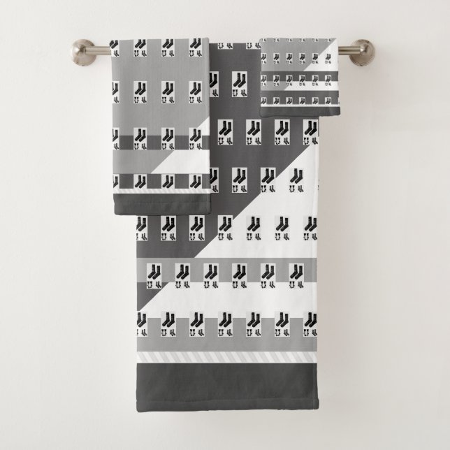 Ensemble serviette de bain chaussettes gris blanc  (En situation)