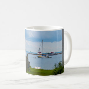 Entre Les Maisons Café Mug