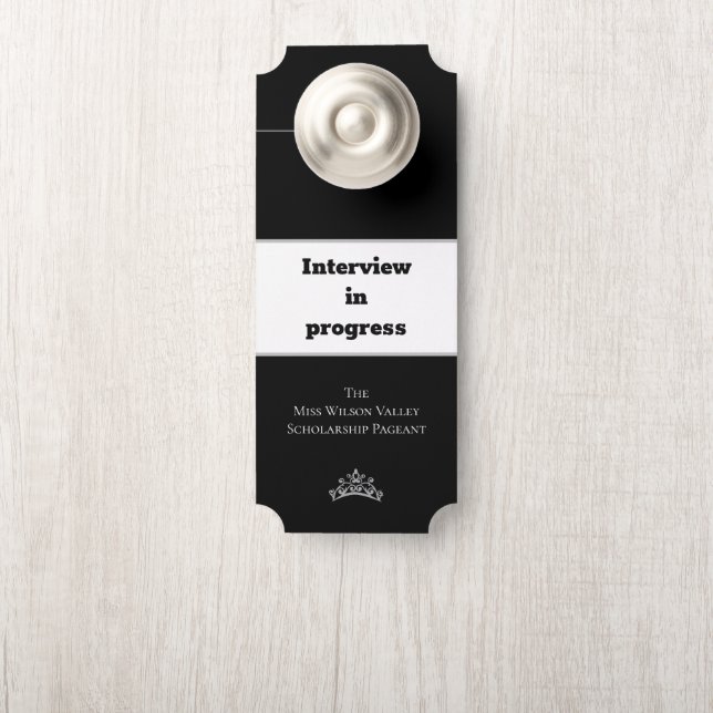 Entrevue avec des Affichettes de porte de la Couro (Sur le bouton)