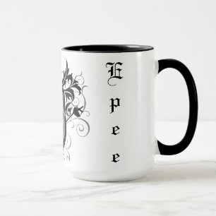 Epee dramatique clôturant la tasse de blanc de