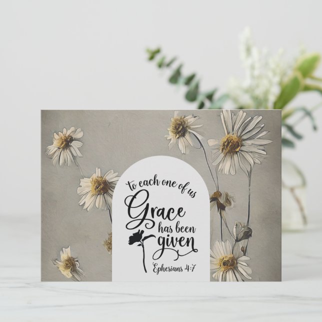 Ephésiens 4:7 La grâce a reçu la carte de la Bible (Debout devant)