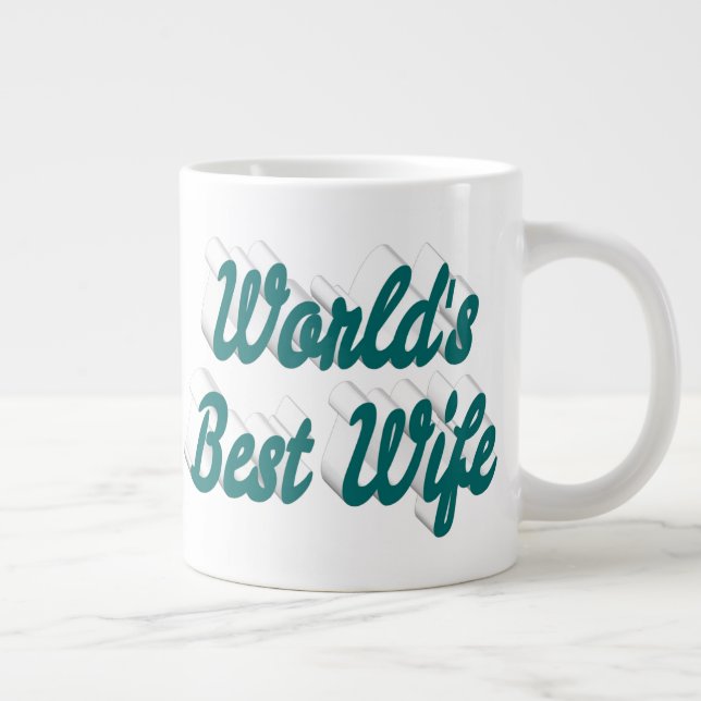 Épouse avec un énorme mug de café à moitié vert (Droite)