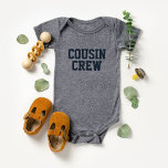 Équipage Cousin | Marine Kids Baby Bodysuit<br><div class="desc">Vêtements imprimés personnalisés avec le graphique "Cousin Crew" ou tout autre texte personnalisé. Utilisez les outils de conception pour modifier les polices de texte et les couleurs ou ajouter vos propres photos pour créer un modèle de t-shirt personnalisé. Faites votre choix parmi une grande variété de t-shirts, de débardeurs et...</div>