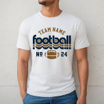 Équipe de football sur mesure Bleu et hommes Brown<br><div class="desc">Custom Football Name and Player Number T-Shirt for Dad - montré dans White Fleck Design for football dads dispose de lettrage rétro et texte personnalisé qui peut être personnalisé avec un nom d'équipe et le numéro de maillot du joueur. Le bleu marine et le brun doré peuvent être customisés.</div>