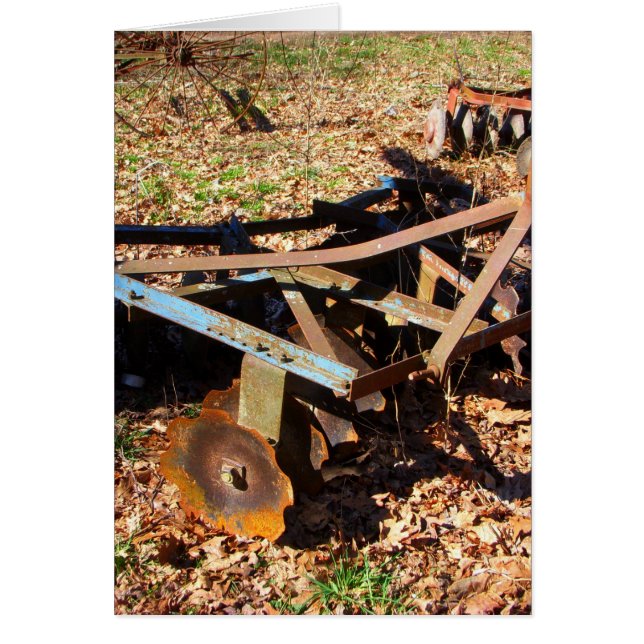 Équipement de terrain de ferme rouillé (Devant)