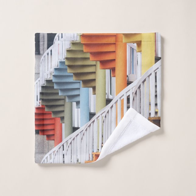 Escaliers en spirale multicolores (Gant de toilette)