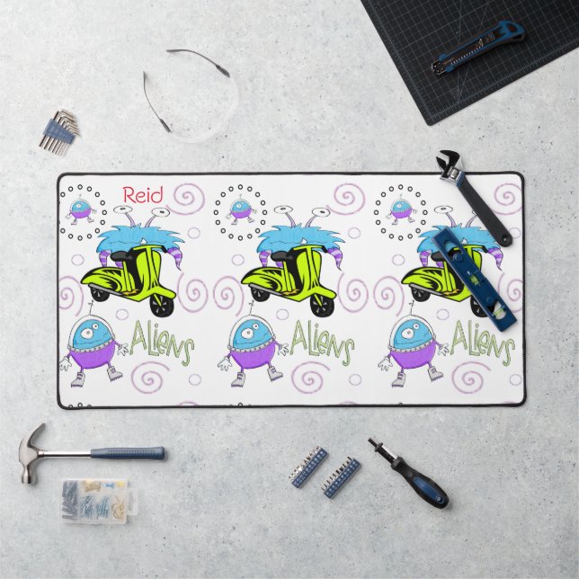 Espace des Aliens de Mat de bureau (Poste de travail)