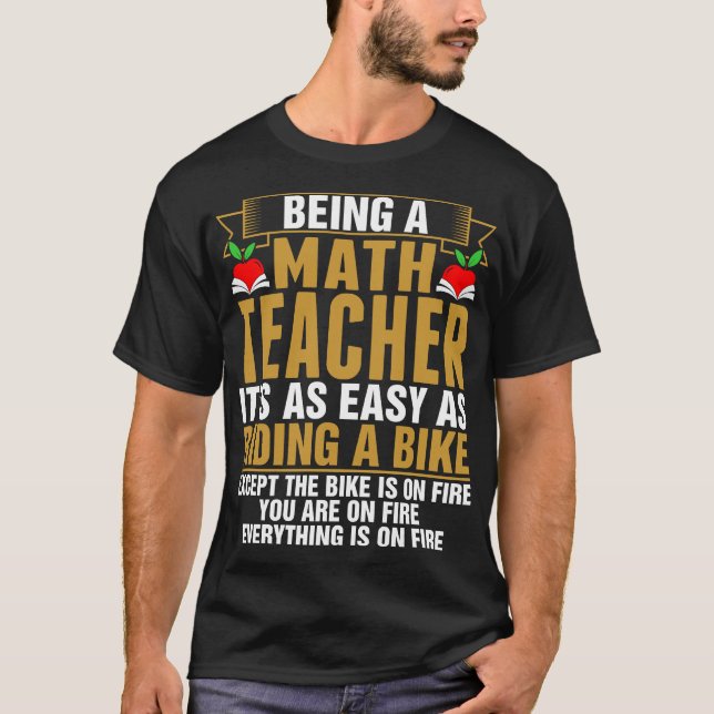 Étant un professeur de maths montant un T-shirt de (Devant)