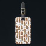 Étiquette À Bagage Amsterdam Dutch Houses Tulips Vélos Motif Blanc<br><div class="desc">Décorez votre cuisine avec cette étiquette de sac géniale. Fait un grand cadeau pour un voyageur! Vous pouvez le customiser et ajouter du texte à l'arrière aussi, ou votre monogramme à l'avant. N'oubliez pas de jeter un oeil à toutes les options de couleur. Consultez ma boutique pour trouver beaucoup plus...</div>