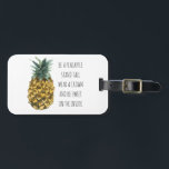 Étiquette À Bagage Aquarelle moderne ananas et citation amusante posi<br><div class="desc">Aquarelle moderne ananas et citation amusante positive</div>