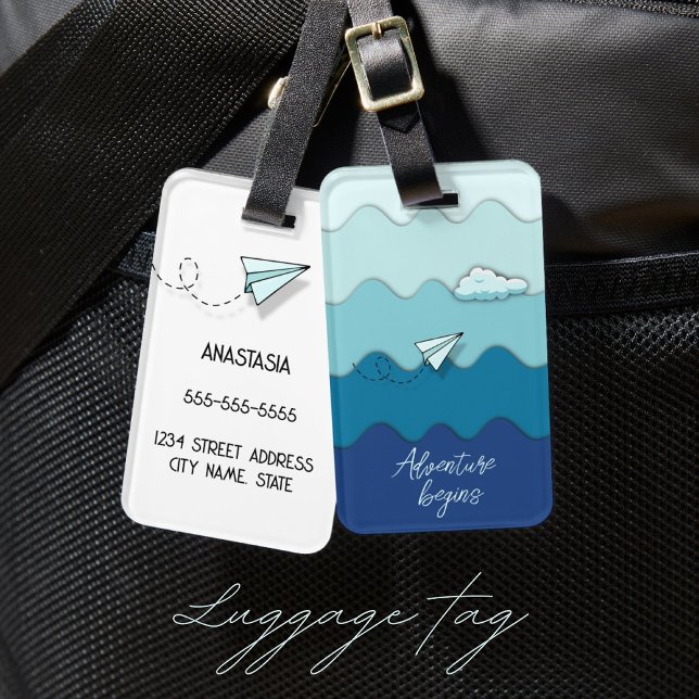 Étiquette À Bagage Avion papier | L'aventure commence (Créateur téléchargé)