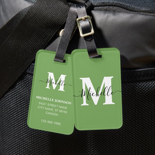 Étiquette À Bagage Balise de bagage verte avec monogramme (Créateur téléchargé)