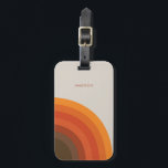Étiquette À Bagage Bandes rétro colorées les années 70 années 80 Gold<br><div class="desc">Cette étiquette de bagage Design Vintage vous assure de toujours trouver vos bagages lors de votre voyage! Il présente les années 70 design graphique d'inspiration dans les tons orange,  rouge et marron. Cette étiquette de bagage inspirée de Retro peut être personnalisée avec votre nom ou texte de choix.</div>