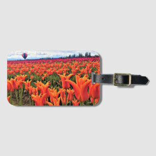 Étiquette À Bagage Beautiful Tulip Field avec Hot Air Balloon, Oregon