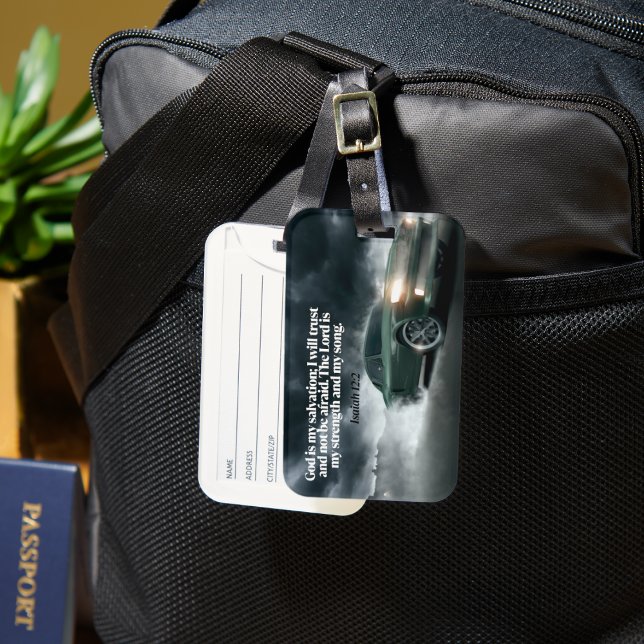 Étiquette À Bagage Brûlage De Voiture Musculaire Verte Avec Isaïe 12: (Créateur téléchargé)