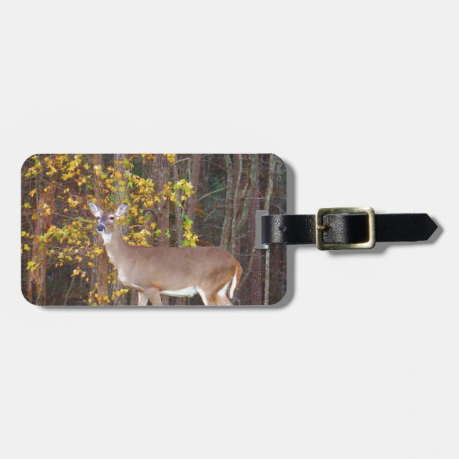 Étiquette À Bagage Cerf devant l'arbre d'automne jaune (Devant horizontal)