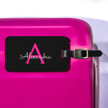 Étiquette À Bagage Chaud rose noir Script Girl Nom du monogramme<br><div class="desc">Monogramme noir et rose chaud Ajouter votre propre nom Sac à bagages Script Balise Le tag sac fait le cadeau parfait pour 16 ans,  mariage,  douche nuptiale,  baby shower ou bachelorette cadeau pour quelqu'un décorant sa chambre dans le style.</div>