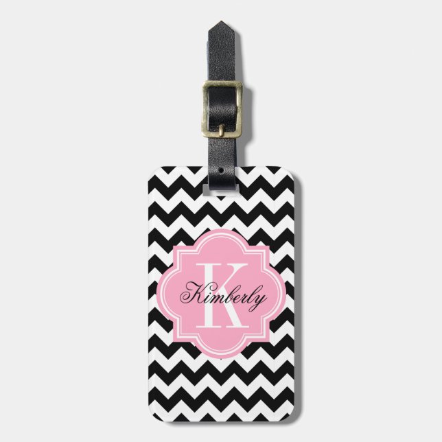 Étiquette À Bagage Chevron noir et blanc avec le monogramme rose (Devant Vertical)