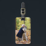 Étiquette À Bagage Chien de Photo Personnalisée<br><div class="desc">Étiquette de bagage personnalisée pour chien avec photo. Créez votre propre étiquette de bagage personnalisée avec photo. Notre étiquette de bagage photo exclusive, un accessoire indispensable pour le voyageur averti qui croit à l'ajout d'une touche de style personnel à ses voyages. Cette étiquette de bagage de haute qualité garantit non...</div>