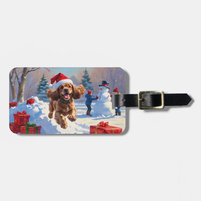 Étiquette À Bagage Cocker Spaniel courant dans la neige avec un chape (Devant horizontal)