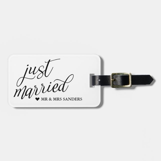 Étiquette À Bagage Coeur et script Tourbillonnant juste marié (Devant horizontal)