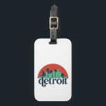 Étiquette À Bagage Detroit Michigan City Skyline Retro City Art<br><div class="desc">Design urbain vintage et rétro avec une belle skyline, attraction touristique et art urbain. gratte-ciel Cool et silhouette de construction merchandises pour touristes et voyageurs. Parfait comme souvenir à rapporter lors de votre voyage. Enregistrez la mémoire de votre voyage et de vos vacances en famille et entre amis. La couleur...</div>