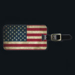 Étiquette À Bagage Drapeau américain<br><div class="desc">Drapeau américain Stand out in the bagage carousel with a custom bagage tag from Zazzle! Pas plus grand qu'une carte de visite, 100 % en acrylique, cette étiquette à bagage est prête pour tous les bagages. Fabriquée selon le procédé d'impression AcryliPrint ® HD, votre étiquette à bagage est parfaite pour...</div>