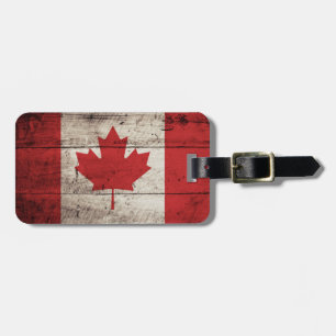 Étiquette À Bagage Drapeau du Canada sur le vieux grain en bois