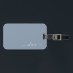Étiquette À Bagage Dusty Blue minimaliste moderne Monogramme élégant<br><div class="desc">Découvrez notre Dusty Blue Minimalist Modern Monogram Elegant Collection : Elevez votre style avec une sophistication sobre et un charme intemporel. Notre collection présente des motifs minimalistes dans une teinte bleu roux apaisante, rehaussée d'élégants monogrammes adaptés à votre goût personnel. De la papeterie raffinée aux accessoires polyvalents, chaque pièce de...</div>