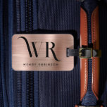 Étiquette À Bagage Élégant Rose Rose Or Métal Deux Monogrammes initia<br><div class="desc">Élégant élégant Chic Bold Deux Monogrammes Nom initial Rose Gold Metal Personnalisé Bagage Bag. Ce design avec typographie de nom complet avec 2 monogramme initial, adresse info sur faux Rose or brossé métal (rose rose or look de feuille métallique) arrière - plan. Ils sont faciles à customiser. Cadeau féminin ou...</div>