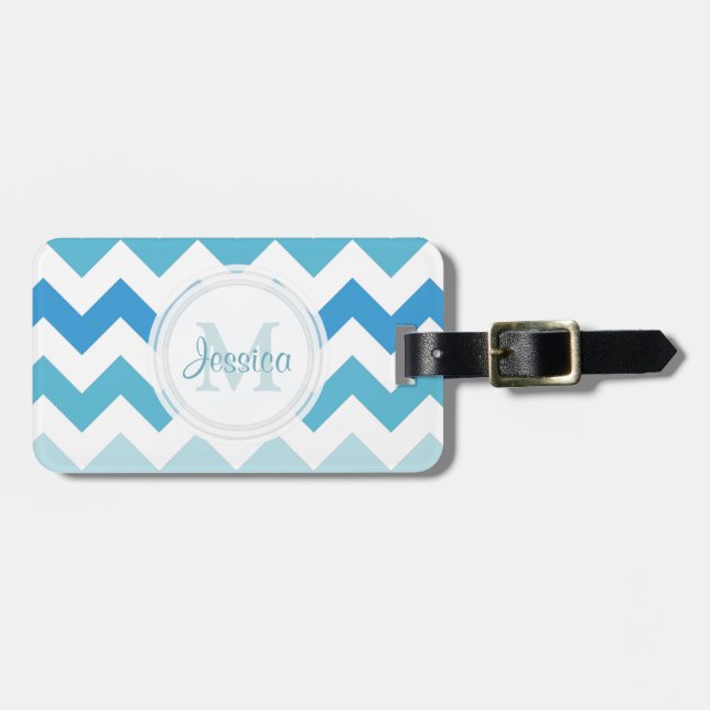 Étiquette À Bagage Étiquette bleue de bagage de Chevron de monogramme (Devant horizontal)