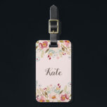 Étiquette À Bagage Étiquette de la couleur d'aquarelle Floral Custom<br><div class="desc">Porte-bagages monogramme sur mesure avec monogramme personnalisé sur un bouquet floral d'aquarelle luxueux à l'avant,  coordonnées modifiables à l'arrière.</div>