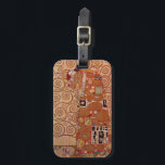 Étiquette À Bagage Exécution par Gustav Klimt, Art Nouveau vintage<br><div class="desc">L'Exécution (alias L'Étreinte) (1909) de Gustav Klimt est une peinture à l'huile symboliste de l'ère victorienne représentant un jeune couple s'étreignant et sur le point de s'embrasser.</div>