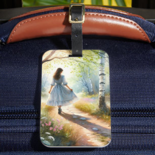 Étiquette À Bagage Fille Fantaisiste Dançant à Travers une Forêt de B