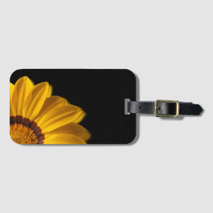 Étiquette À Bagage Fleur jaune sur arrière - plan noir