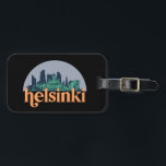 Étiquette À Bagage Helsinki Finlande City Skyline Retro Cityscape Art<br><div class="desc">Design urbain vintage et rétro avec une belle skyline, attraction touristique et art urbain. gratte-ciel Cool et silhouette de construction merchandises pour touristes et voyageurs. Parfait comme souvenir à rapporter lors de votre voyage. Enregistrez la mémoire de votre voyage et de vos vacances en famille et entre amis. La couleur...</div>
