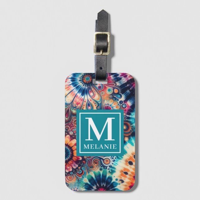 Étiquette À Bagage Hippie Retro Cravate-Dye Monogrammé (Devant Vertical)