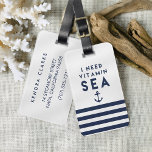 Étiquette À Bagage J'ai besoin d'un devis d'Ancre de la marine de la<br><div class="desc">Déposez-vous à la consigne à bagages avec notre étiquette de sac nautique d'été! Design présente la citation "I Need Vitamin Sea" en lettres bleu marine avec une illustration d'ancre et une bande de rayures marines et blanches. Ajoutez vos coordonnées à l'arrière, ou choisissez l'option Carte de visite Slot et glissez...</div>