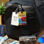 Étiquette À Bagage Jolie photo d'une fleur de Lotus dans un étang<br><div class="desc">Une étiquette de valise avec la photo d'un étang avec une jolie fleur de lotus rouge qui se dresse sur le dessus.</div>