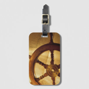 Étiquette À Bagage La roue et la carte des bateaux