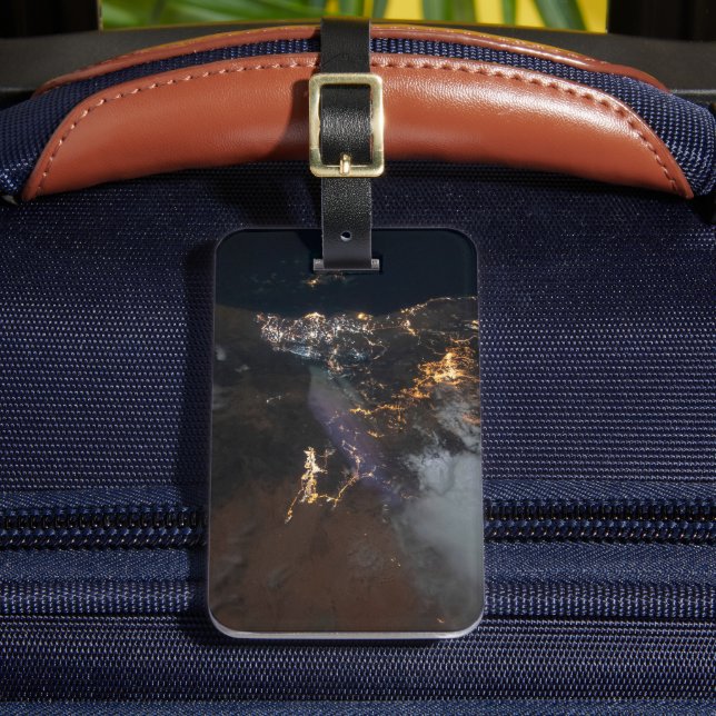 Étiquette À Bagage Les Lumières De La Ville De Jazan Et De Ses Banlie (Insitu Rectoal 2)