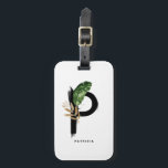 Étiquette À Bagage LETTRE BOHO-TRAITE P MONogramme BRIDESMaid<br><div class="desc">Lettre moderne et d'inspiration boho P monogramme bagage tag. Il présente des illustrations aquarelles de feuillage tropical aux accents de feuilles d'or faux et de brosse noire. Personnaliser en ajoutant un nom. Ce monogramme de bagages vert moderne sera parfait comme cadeau de femme de ménage, cadeau d'anniversaire et cadeau de...</div>