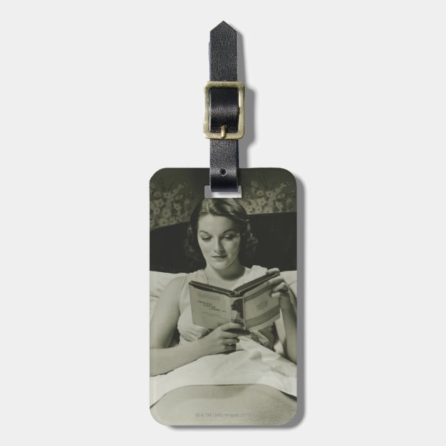 Étiquette À Bagage Livre de lecture de femme (Devant Vertical)