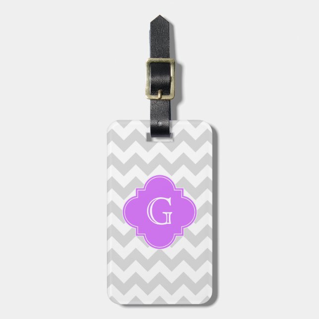 Étiquette À Bagage Lt Gris Blanc Chevron Lilas Quatrefeuille Monogram (Devant Vertical)
