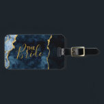 Étiquette À Bagage Marine Blue & Gold Foil Agate Marbre la mariée<br><div class="desc">Marine Blue & Gold Foil Aquarelle Marbre Agate Gilded Geode Design,  avec polices Moderne et Script. Mariage branché et chic le tag bagages de mariée! ~ Regardez ma boutique pour voir l'ensemble de la suite mariage pour ce design!</div>