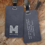 Étiquette À Bagage Masculine en cuir bleu gras monogramme<br><div class="desc">✈️ Ce bagage personnalisé a un monogramme audacieux et fait un grand cadeau pour le voyageur dans votre vie</div>
