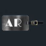 Étiquette À Bagage Métal noir élégant Deux monogrammes gras initial<br><div class="desc">Élégant Fille Moderne Elégant Métal Noir Deux Monogrammes Initiale Personnalisée Porte-Bagages Personnalisée Balise. Ce design comprend deux (2) caractères monogrammes gras de typographie initiale et les informations d'adresse sur le côté inverse sur le papier métallique noir look arrière - plan. Ils sont faciles à customiser. Cadeau élégant pour mariage, douche...</div>