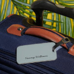 Étiquette À Bagage Minimaliste Dusty Blue Professionnel Simple<br><div class="desc">Ces simples et minimalistes peuvent être personnalisés pour inclure un nom ou n'importe quel texte de votre choix. Si vous ne voulez pas de texte et préfèreriez juste un blanc,  alors vous pouvez simplement supprimer le texte.</div>