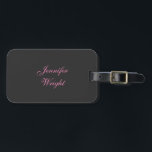 Étiquette À Bagage Minimaliste élégant moderne gris rose féminin<br><div class="desc">Carte de visite moderne et élégant. Ce modèle peut être customisé pour répondre à tous les métiers professionnels.</div>